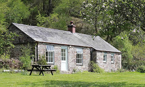 The Count House holiday cottage at Capeltor Farm